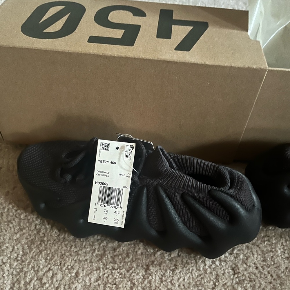 Adidas Yeezy 450 Utility Black Size 8 NIB Make An Offer